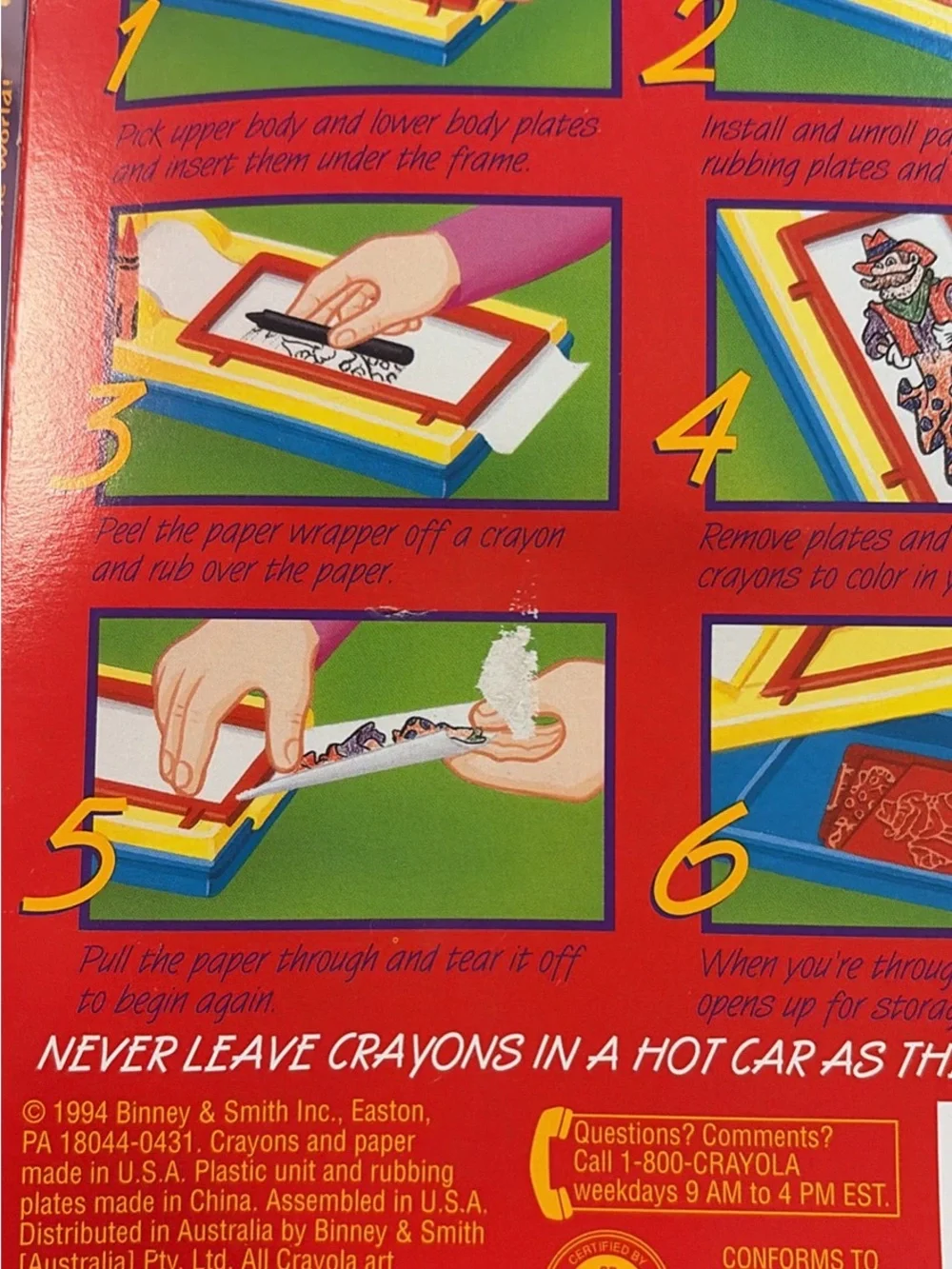 Great condition Vintage Crayola Travel Color ‘n Rub set. Crayons, paper, trays